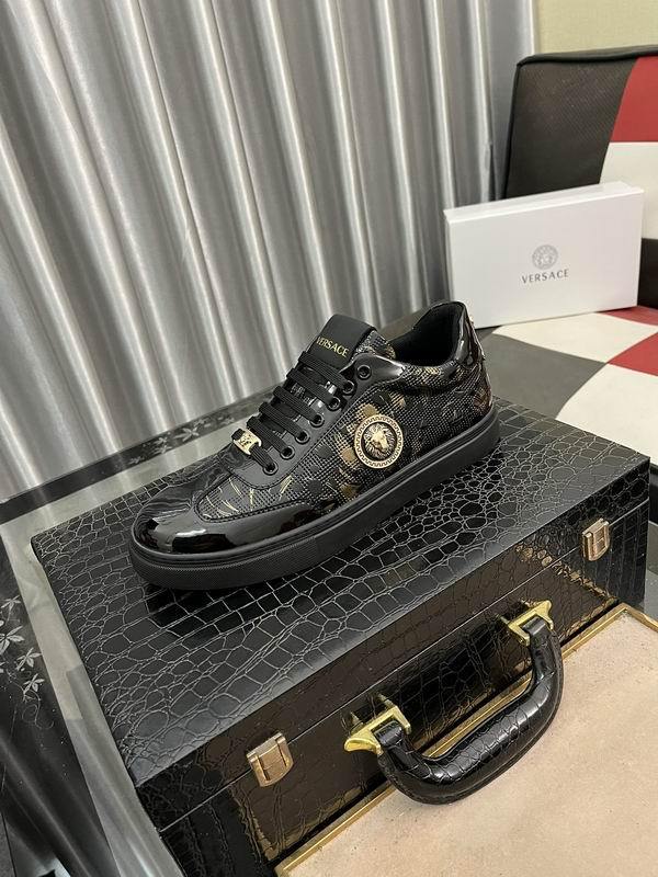 Versace Men's Shoes 514